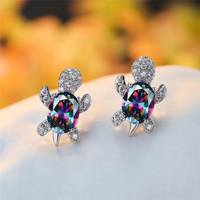 Romantic Silver Earring for Special Moments