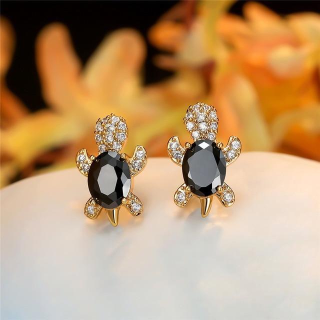 Romantic Silver Earring for Special Moments