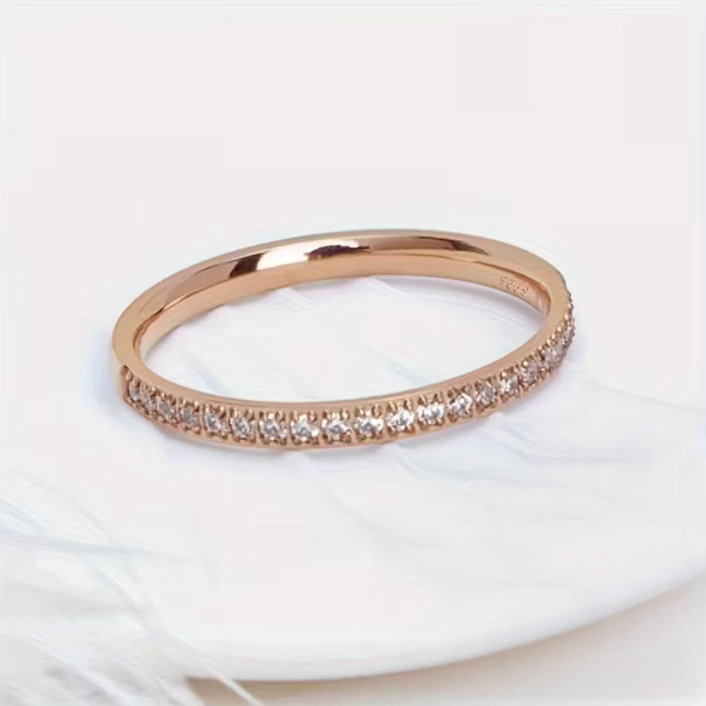 Romantic Gold Ring for Special Moments