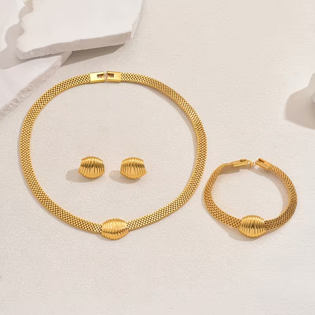 Golden Shell Mesh Jewelry